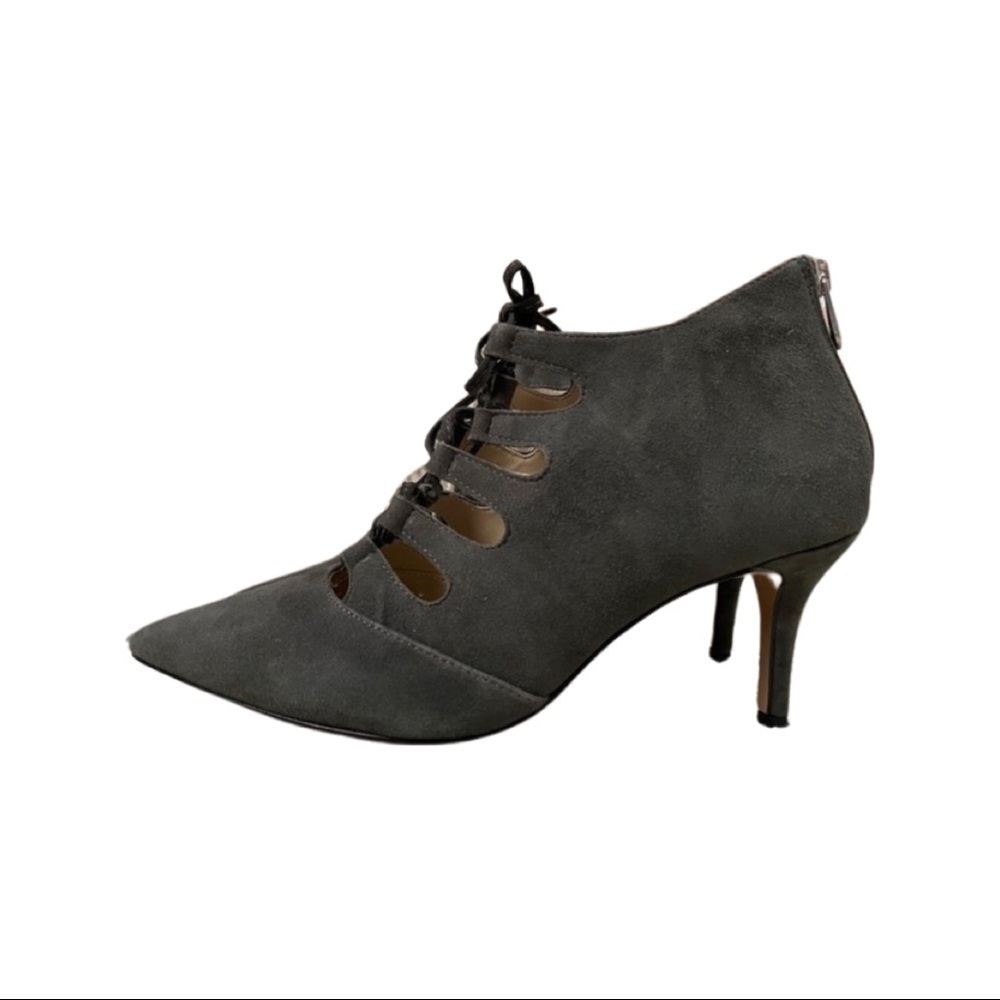 Adrienne Vittadini Gray Suede Lace-Up Ankle Bootie Heels Size 8.5